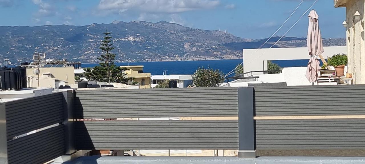 Bright & Modern Apt With View Iraklio Exterior foto
